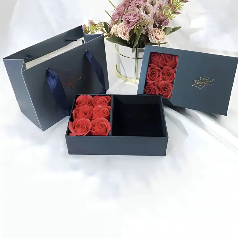 Lux poklon set - Elegantna kutija sa ružama